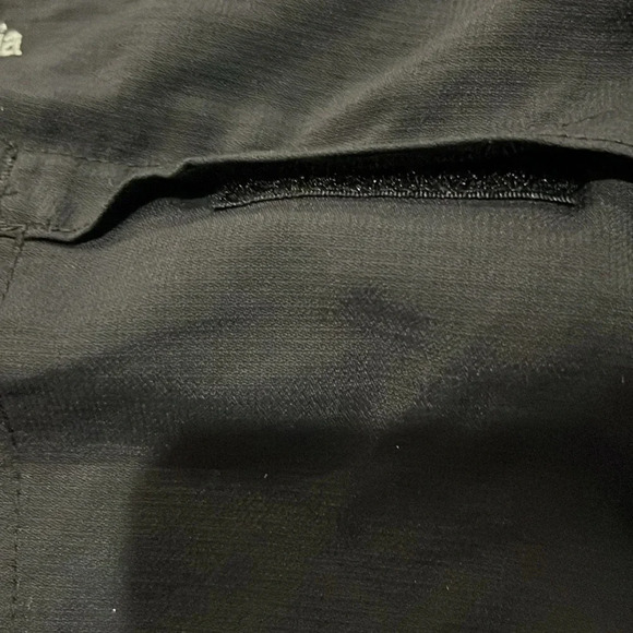 Columbia Sportswear Company woman’s size 10 shorts - Picture 3 of 9